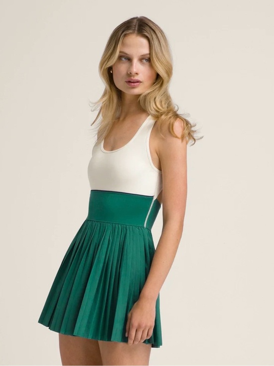 Wilson Dresses & Skirts - Wilson Sportif Tennis Dress small field green sandrft/cream